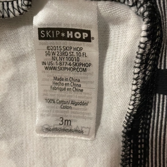 Skip Hop hoodie and pants 2 piece set for baby - Picture 8 of 8
